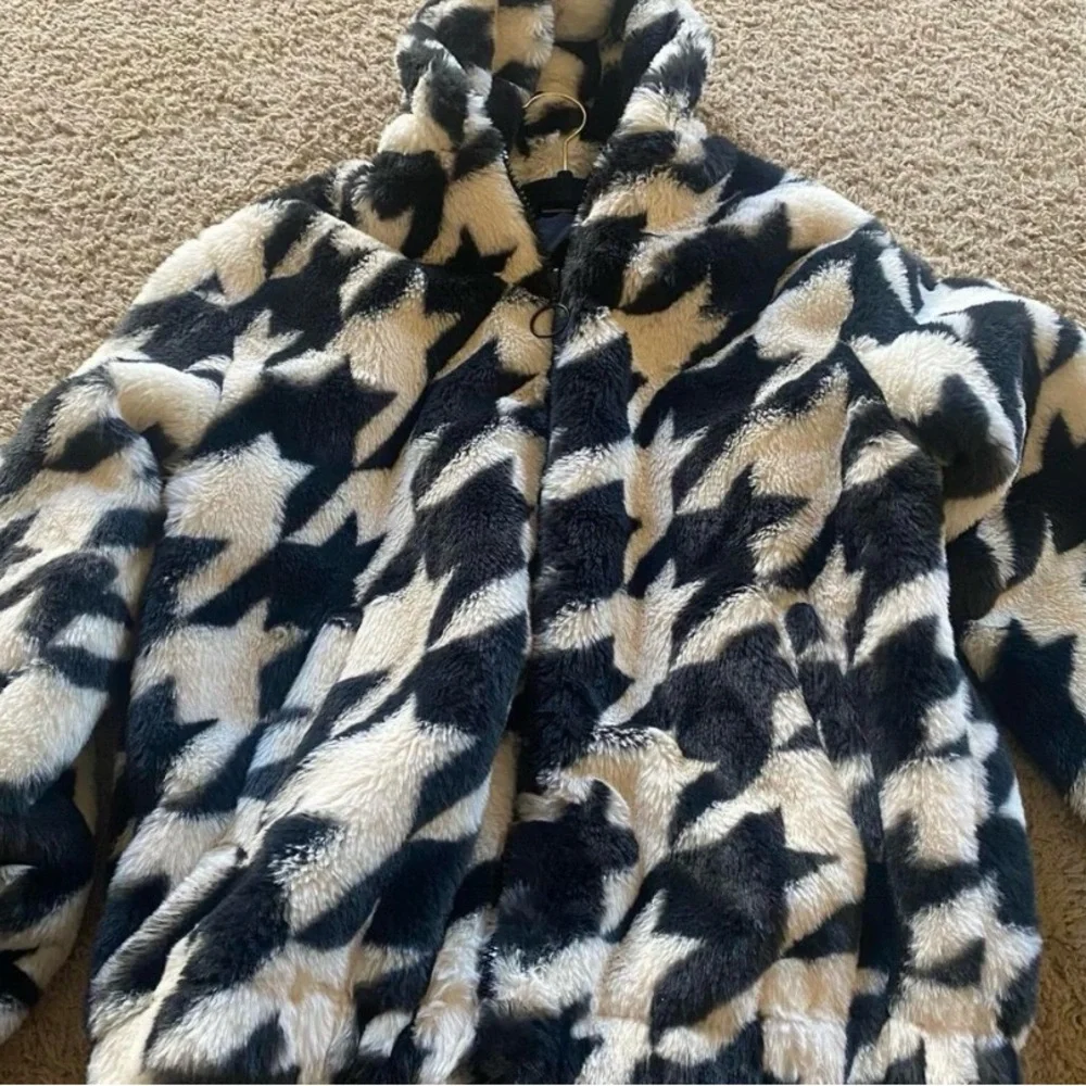 Checkered Puffer - Picture 4 of 5